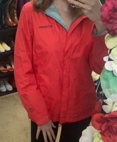 Columbia Omni Tech Waterproof Rain Jacket - Size S 1 Columbia Omni Tech Waterproof Rain Jacket - Size S