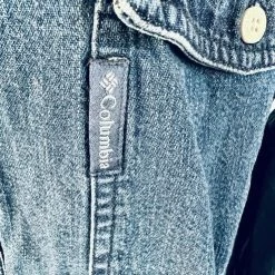 Columbia VintageDenim Button Up - Size M -Columbia Sale Store 09b4c4bec79896ea0606156f52deb899 675847690.657561