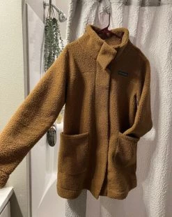 Columbia Soft Jacket - Size L