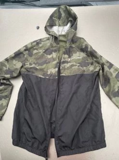 Columbia Rain Jacket - Size M