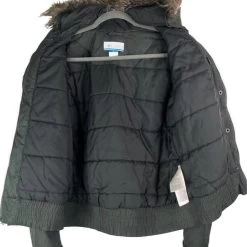 ColumbiaJacket Womens Faux Fur Hood Size Med **nice! - Size M 16 ColumbiaJacket Womens Faux Fur Hood Size Med **nice! - Size M -Columbia Sale Store 224933ee84bc60a7850a936c0f466e3a image