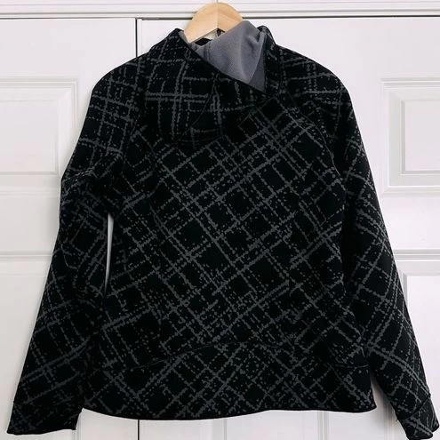 Columbia | Charcoal Gray Black Crosshatch Print Jacket With Hood | Size Medium - Size M 2 Columbia | Charcoal Gray Black Crosshatch Print Jacket With Hood | Size Medium - Size M - Image 2