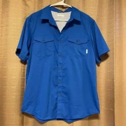 Columbia Button Down Shirt, Medium - Size M