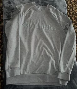 Columbia Gray Crewneck Sweatshirt - Size M -Columbia Sale Store 578a7169d8e602a2d0d9dfdd2b9fab03 694922537.926385