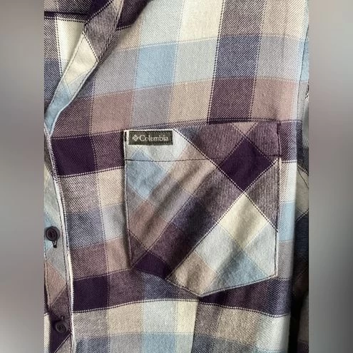 ColumbiaTapered Fit Flannel Button Down Shirt Large Plaid - Size L 3 ColumbiaTapered Fit Flannel Button Down Shirt Large Plaid - Size L - Image 3