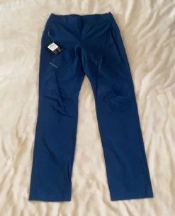 Columbia NWTTitanium Featherweight Hike Pant - Size S
