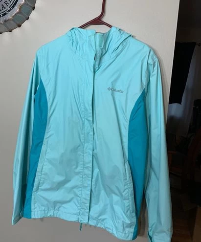 Columbia Raincoat - Size L 1 Columbia Raincoat - Size L