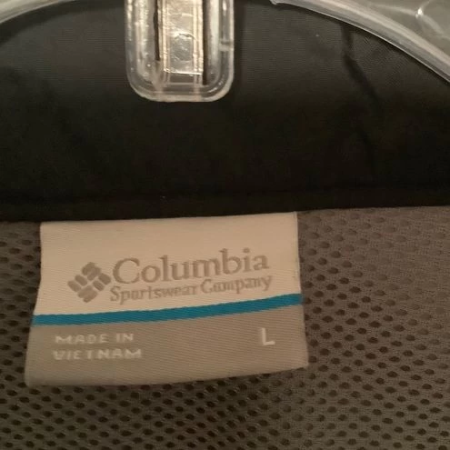 Columbia Jacket Black - Size L 4 Columbia Jacket Black - Size L - Image 4