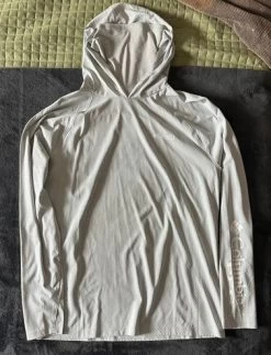 Columbia PFG Pullover - Size M