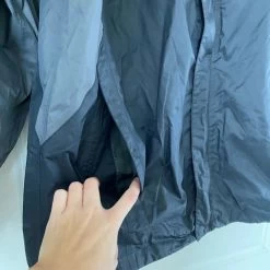 ColumbiaWindbreaker Black/Gray Medium With Hoodie - Size M -Columbia Sale Store 8b7f298ee636585a6ce2bc750af7ebae image