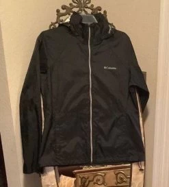 Columbia Jacket Black - Size L