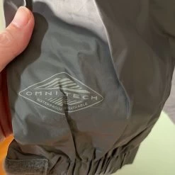 ColumbiaPackable Omni-Tech Raincoat Jacket Men’s Medium - Size M -Columbia Sale Store 9ad8a336e054134c7bfafbacff32085a image