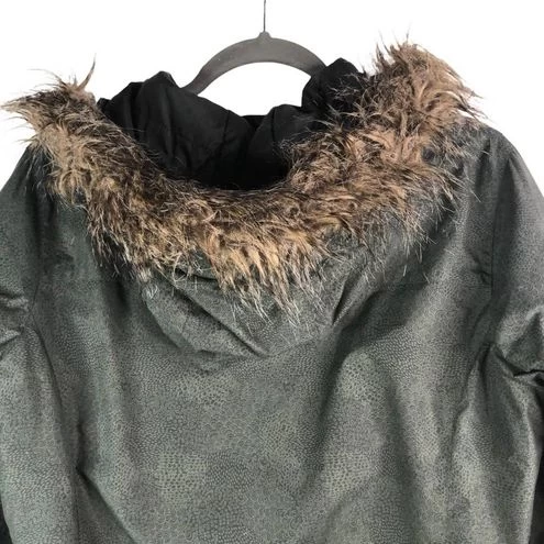 ColumbiaJacket Womens Faux Fur Hood Size Med **nice! - Size M 6 ColumbiaJacket Womens Faux Fur Hood Size Med **nice! - Size M - Image 6