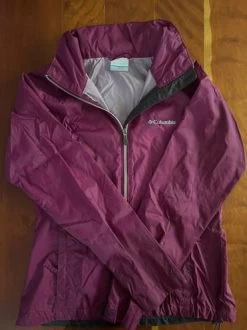 Columbia Windbreaker / Rain Jacket - Size S