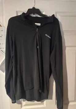 Columbia Half Zip - Size L
