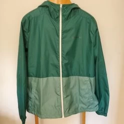 ColumbiaNWT Center Ridge Windbreaker Large - Size L