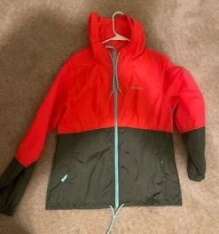 Columbia Windbreaker - Size M