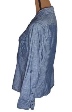 Columbiablue Chambray Button Down Shirt With Flap Chest Pockets Size L - Size L 12 Columbiablue Chambray Button Down Shirt With Flap Chest Pockets Size L - Size L -Columbia Sale Store c94f73cf2f720fcf5f0774d961b0999c photo