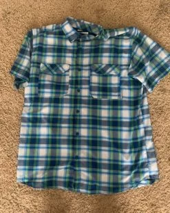 Columbia Sun Protection Collared Shirt - Size L