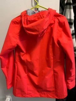 Columbia Brand NewRain Coat - Size S -Columbia Sale Store ce75b4162feea4b299d55deddc709351 701297321.641532