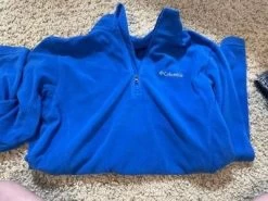 Columbia Pullover - Size S