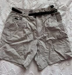 Columbia Vintage Shorts - Size S