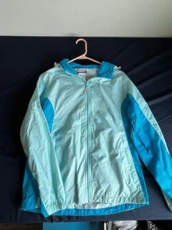 Columbia Spring Windbreaker / Rain Jacket - Size M -Columbia Sale Store d878904111dd21d4b60c85afbeba314d 711047636.927878