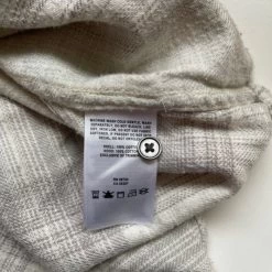 Columbia 100% Cotton Cream & White Button Down Hooded Plaid Top - Size S -Columbia Sale Store d881a9481c5516dd01db494b980e301e 695700352.896252