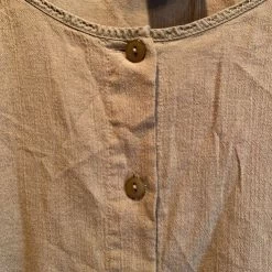 Columbia Vintagebutton Down Blouse Scoop Neck L - Size L 21 Columbia Vintagebutton Down Blouse Scoop Neck L - Size L -Columbia Sale Store dce897f92faf723c87a2f2908c8a5525 image