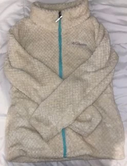 Columbia Fuzzy Pullover - Size S