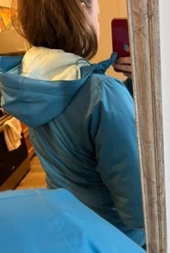 Columbia Winter Jacket - Size S -Columbia Sale Store e23da91d3daf240b1962c7653d868410 photo