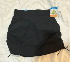 Columbia Skirt - Size S