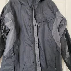ColumbiaWindbreaker Black/Gray Medium With Hoodie - Size M -Columbia Sale Store ec877fdebc00cb296192cdda2c5d9b68 image