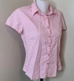 Columbia Women’s Sz Medium Short Sleeve Button Up Pink Floral Shirt Embroidered - Size M